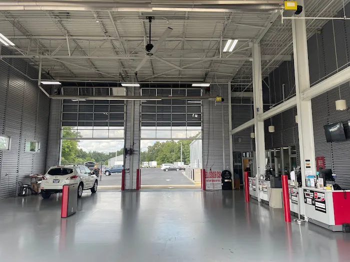 John Roberts Nissan Service Center 7