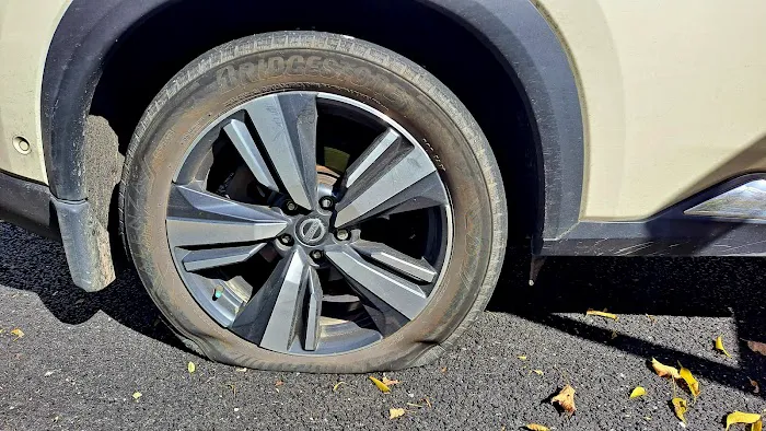 John Roberts Nissan Service Center 5