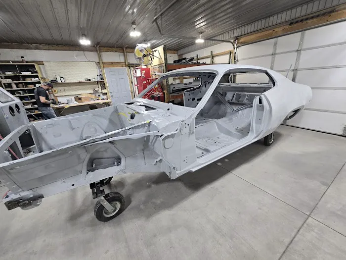 Hawks Speed Shop and Garage 3