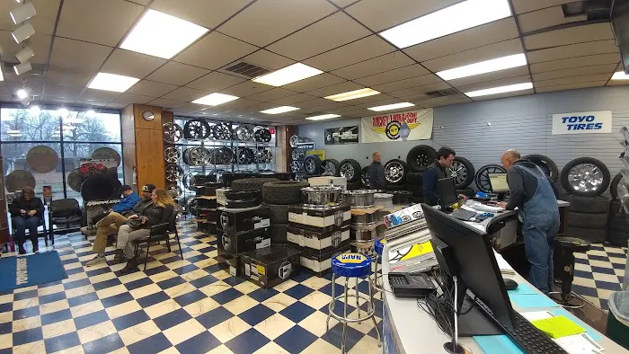Plaza Tire Service 9