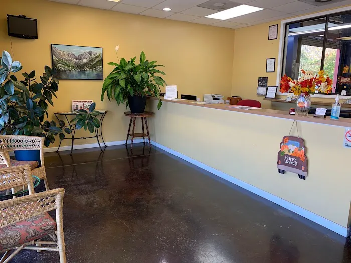 Chucks Car Care Center 4