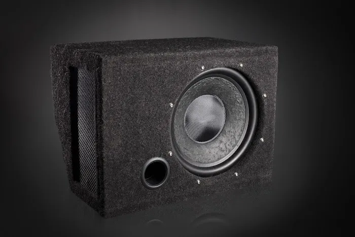 LeeTronics Car Audio 3