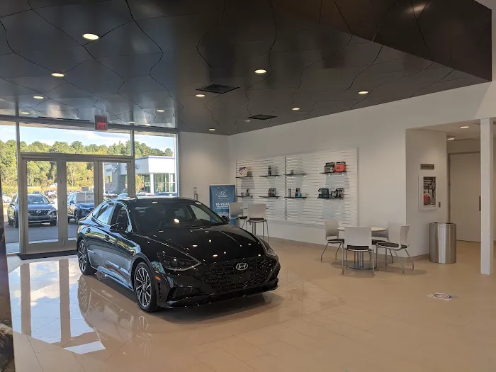 Hunter Hyundai Service Center 1