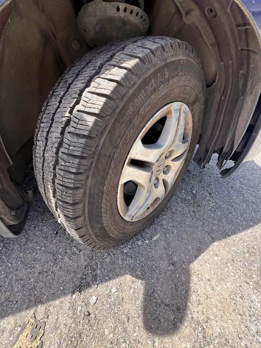 Aguila Tire Shop 3