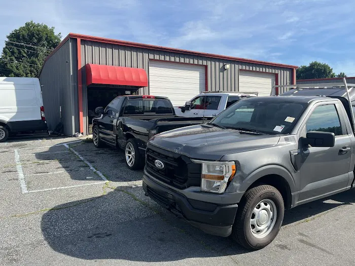 Xclusive Collision Center 3