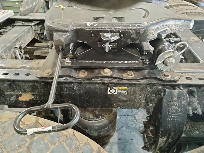 CAT'S tractor trailer repair, custom utility trailers & service maintenance 6