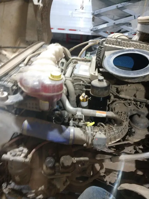 CAT'S tractor trailer repair, custom utility trailers & service maintenance 7