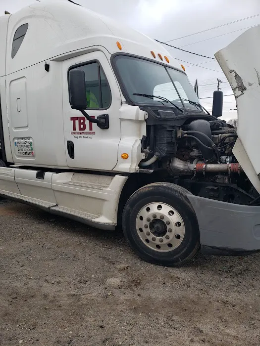 Lamar's Mobile Tractor Trailer Repair 1