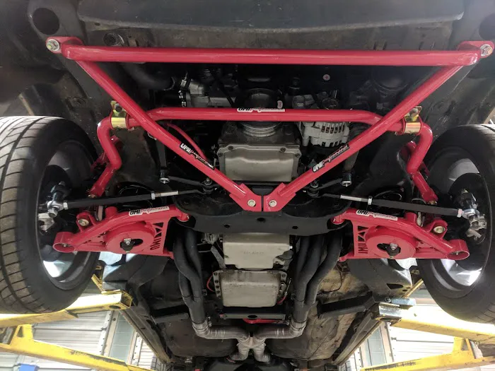 Bouknight Auto Service 0