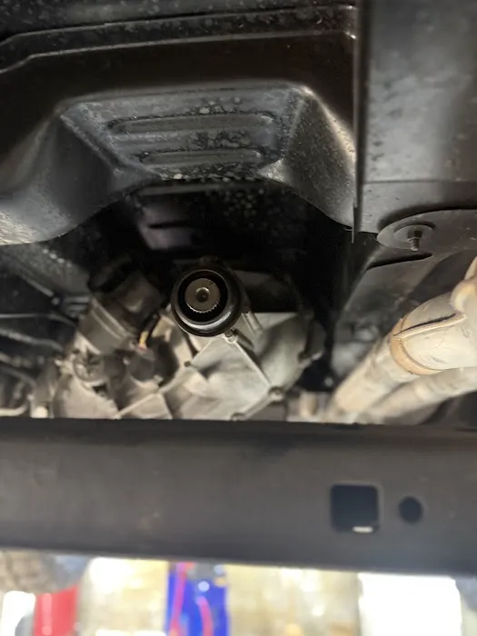 Chop’s Auto Shop LLC 8