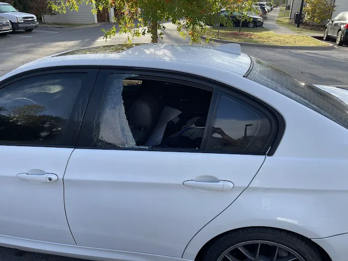 Resilient Auto Glass 2