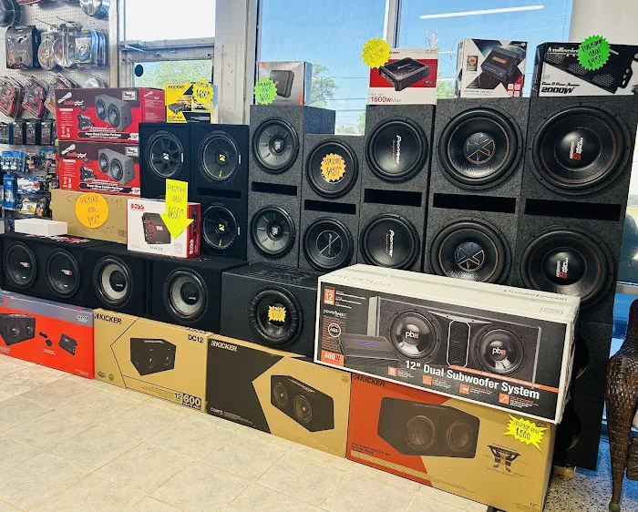 New Sound Car Stereo 1