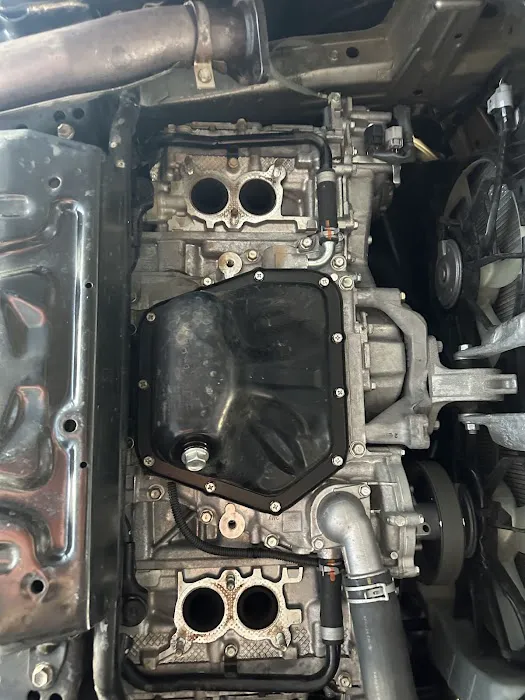 Brown's Tire & Muffler 2