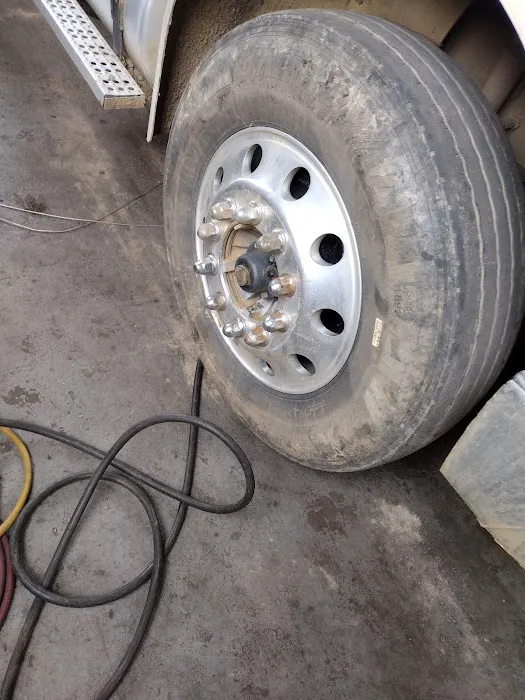 K&D Tires 9