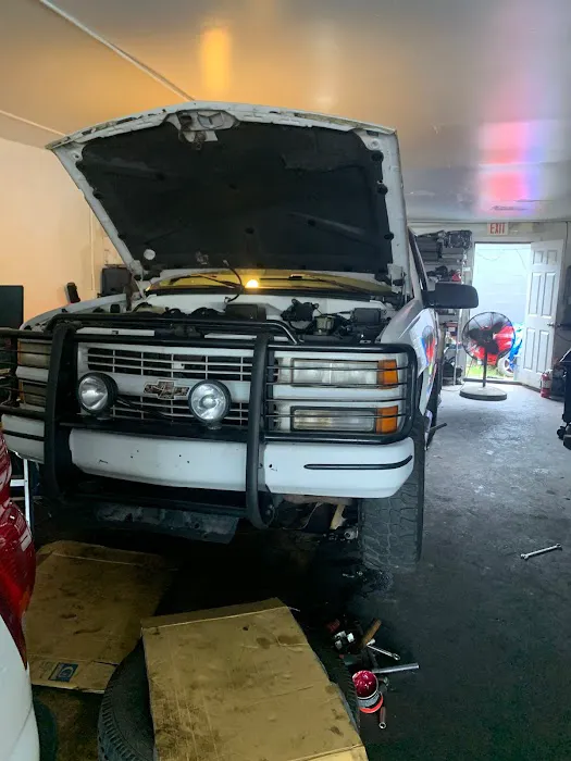 Lolo's Auto Service LLC 3