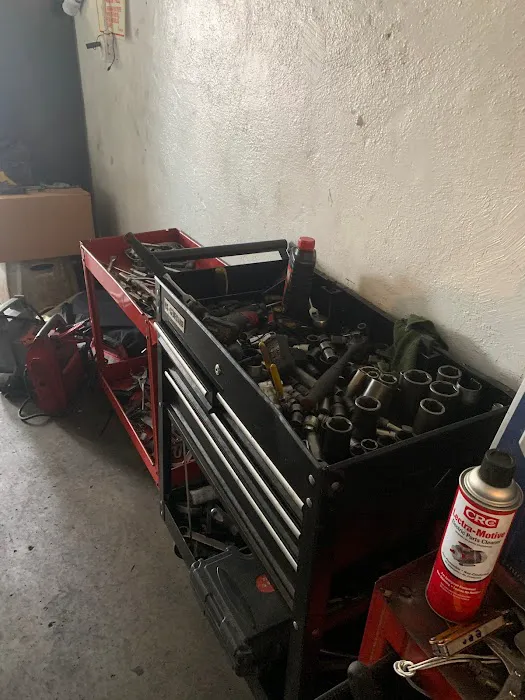 Lolo's Auto Service LLC 7