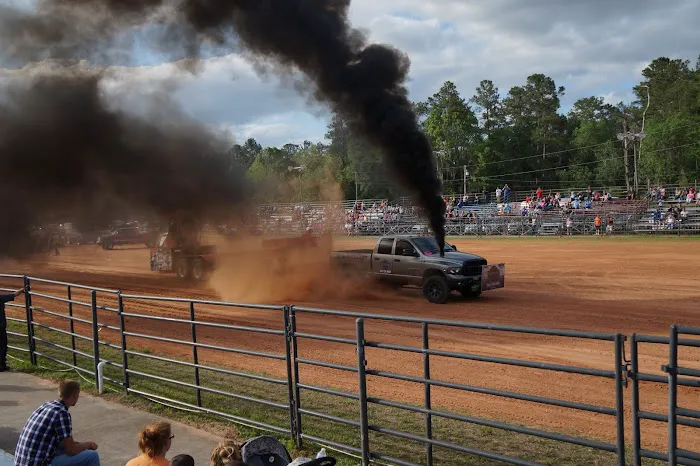 Jon Wayne Diesel & 4X4 4