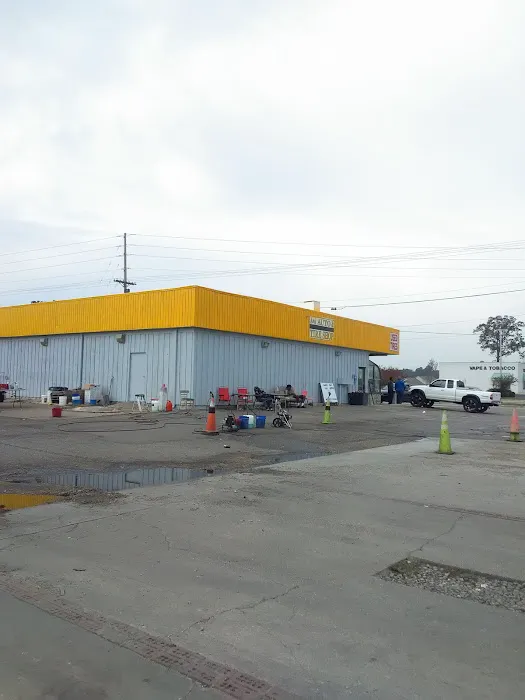 A&A new and used Tires Shop AA AUTO AND TRUCK SERVICE 4