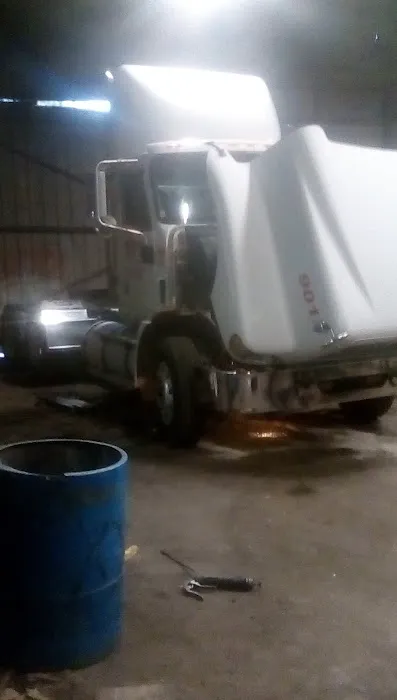 D & D Truck Services LLC 3