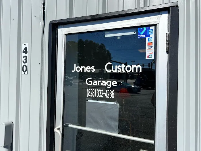 Jones Custom Garage 1