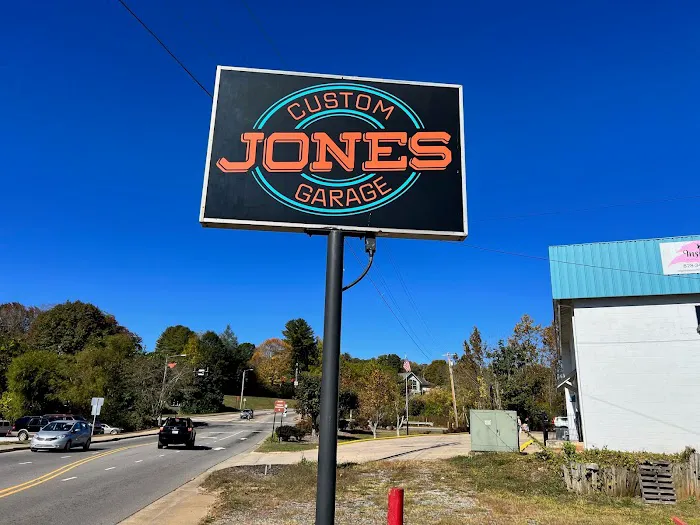 Jones Custom Garage 2