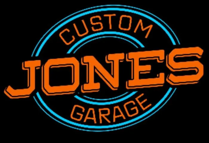 Jones Custom Garage 0