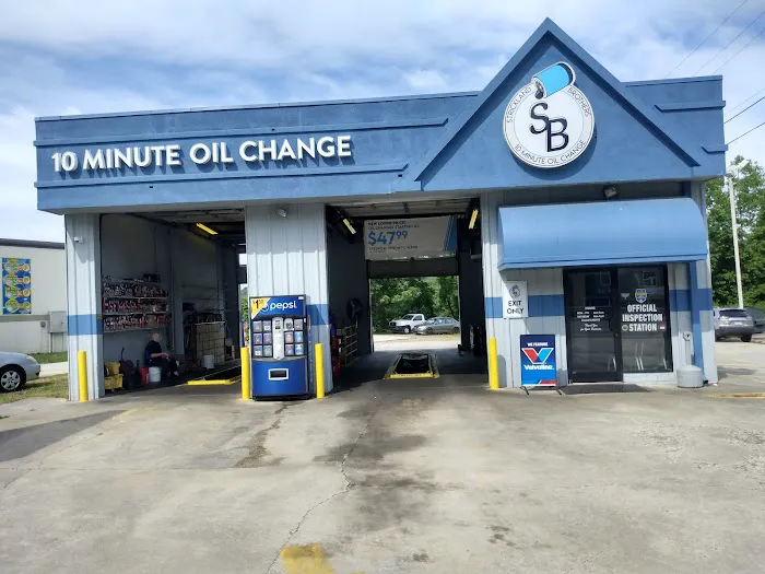 Strickland Brothers 10 Minute Oil Change and Inspection Station