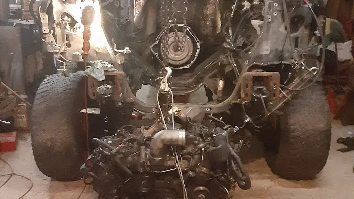Hawthorne's Auto and Diesel 4