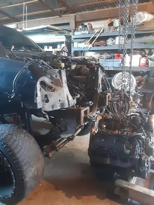 Hawthorne's Auto and Diesel 5