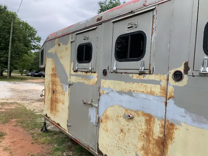 Dove’s Trailers R and R LLC 4