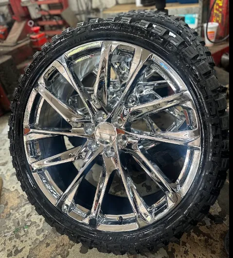 KnobbyTyre 1