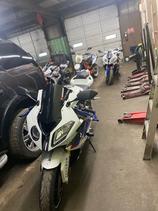 Montano Auto Services LLC 1