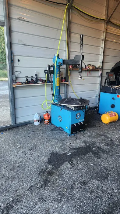 Anderson Tires Used and New 7