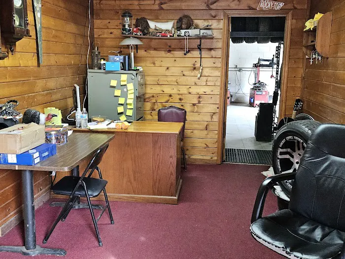 Reye's tire shop 5