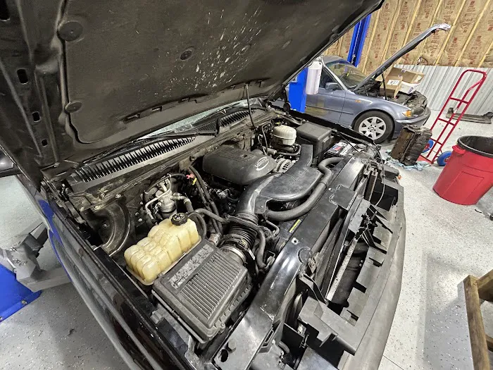 Gary's Auto Repair 9