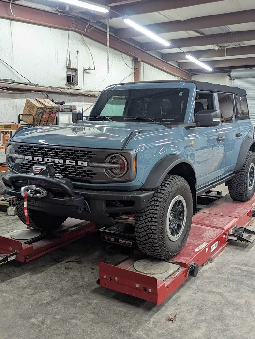 SCR Customs & Automotive 5