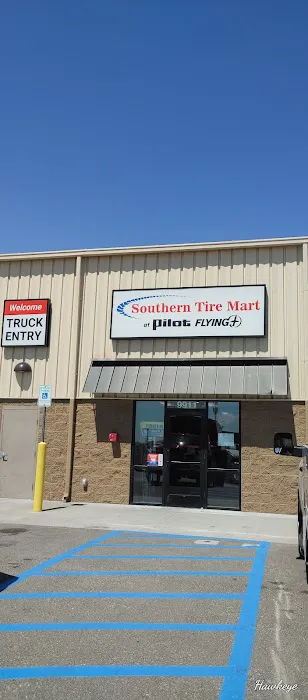 Pilot Flying J Truck Care Center 0