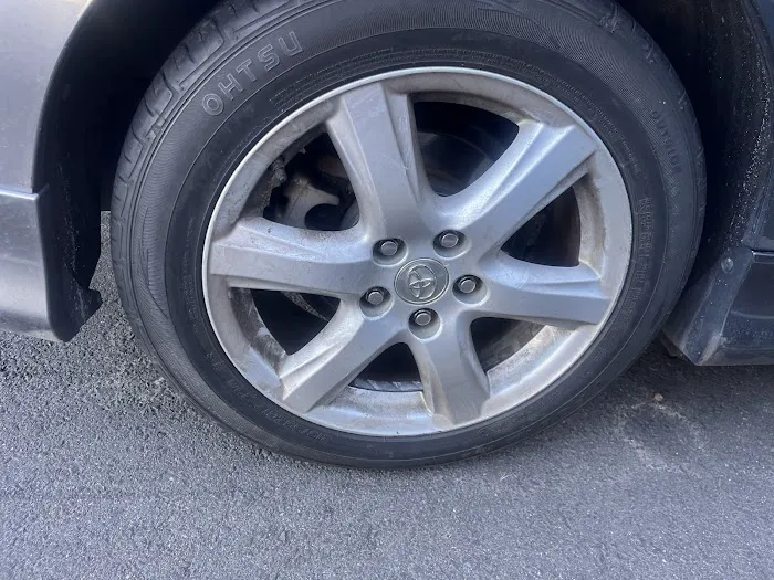 Xpress Mobile Tire & Roadside Assistance 3