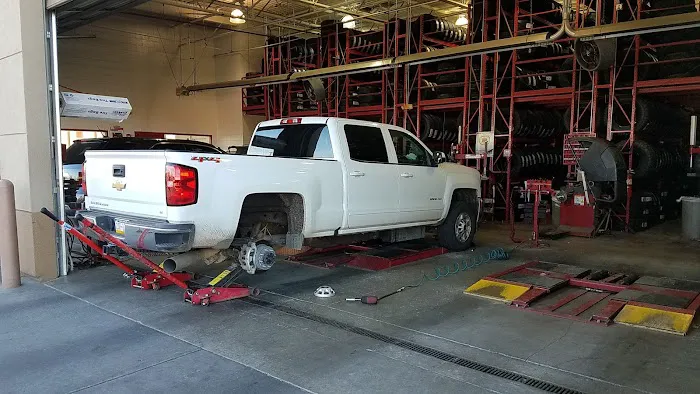 Discount Tire 0