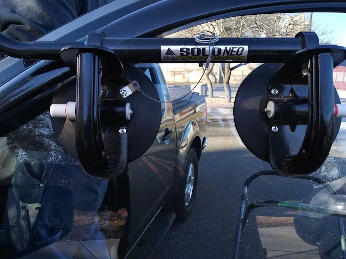 Alonso's Auto Glass 1