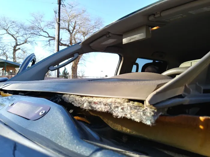 Alonso's Auto Glass 3