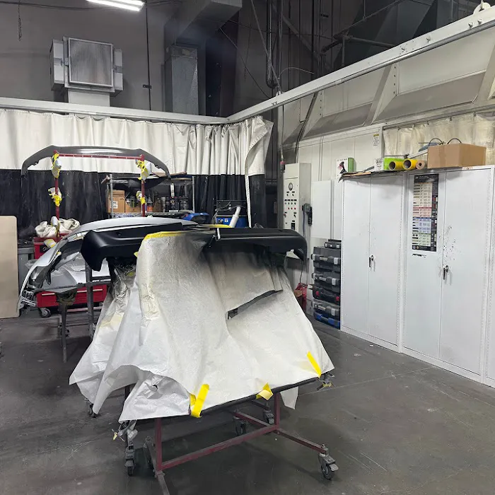 Chalmers Ford Collision Center 3