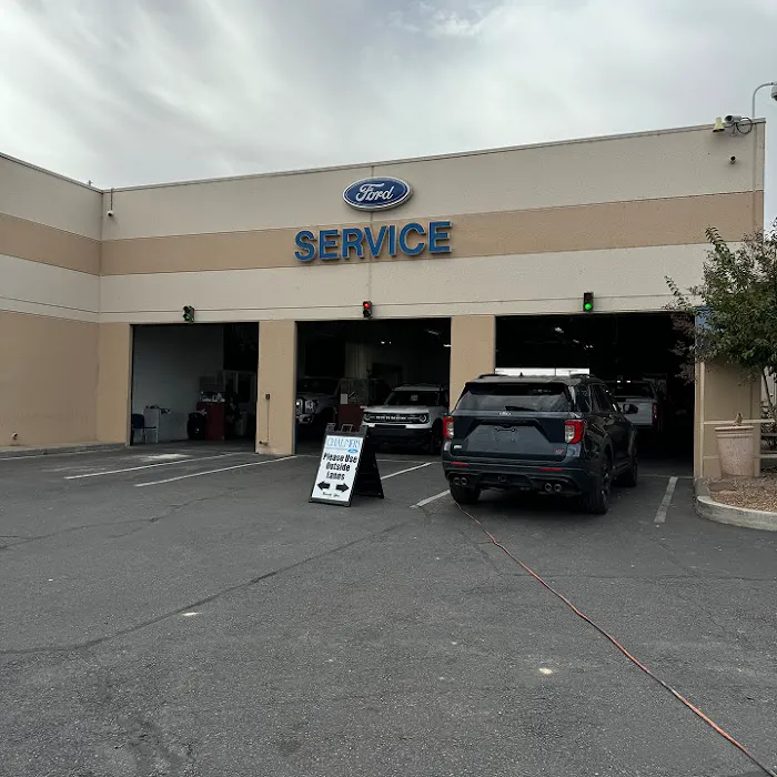 Ford Service Department - Chalmers Ford 8