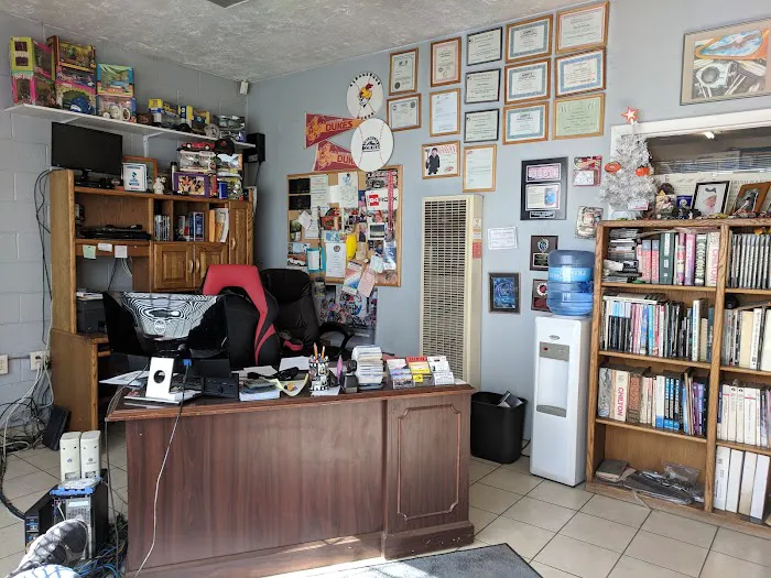 Klink's Auto Repair 7