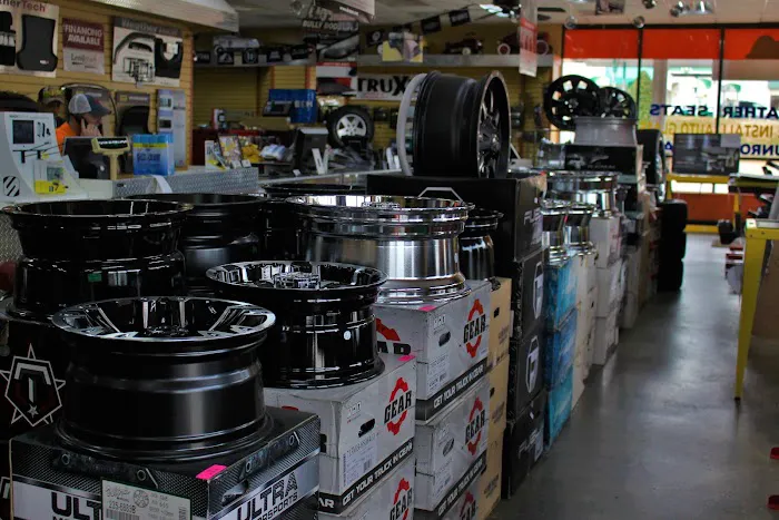 Lam's Motorsports 5
