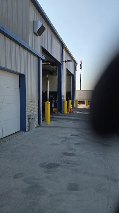 Speedco Truck Lube and Tires 3