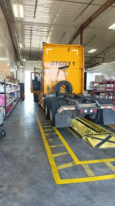 Speedco Truck Lube and Tires 7