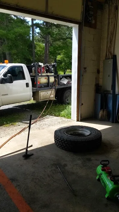 Collins automotive and fabrication 9