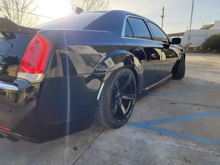 Cisneros Collision Repair 8