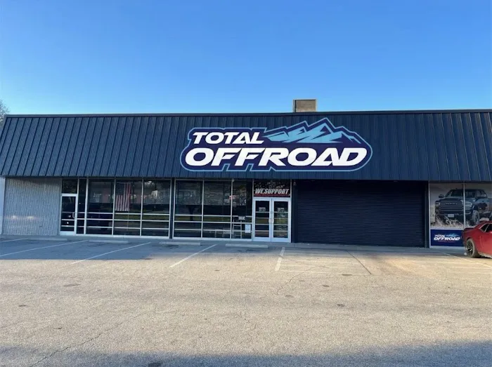 Total Off-Road & More: Truck, SUV, Bronco, and Jeep 4x4 Parts - Raleigh, NC 9